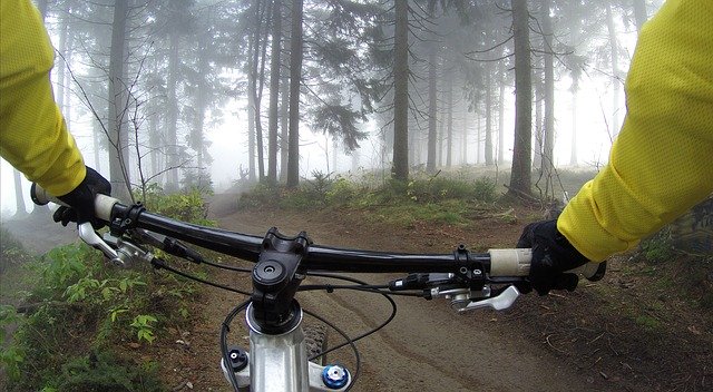 Les avantages du GPS vélo par rapport au smartphone