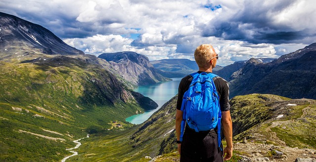 Comment bien préparer son séjour à la montagne ?